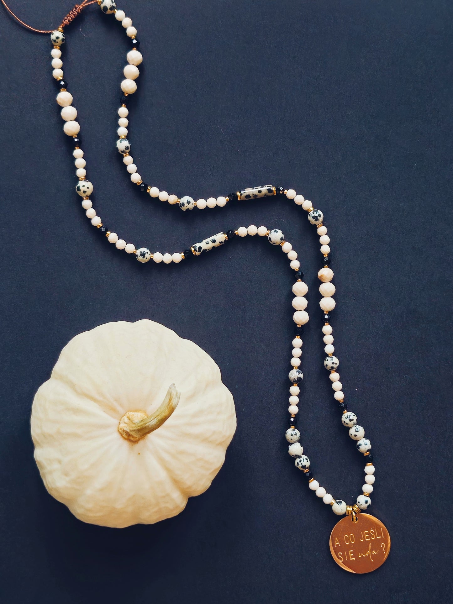 Piękny Amulet Mocy z autorska zawieszka "A co jeśli się uda?"i